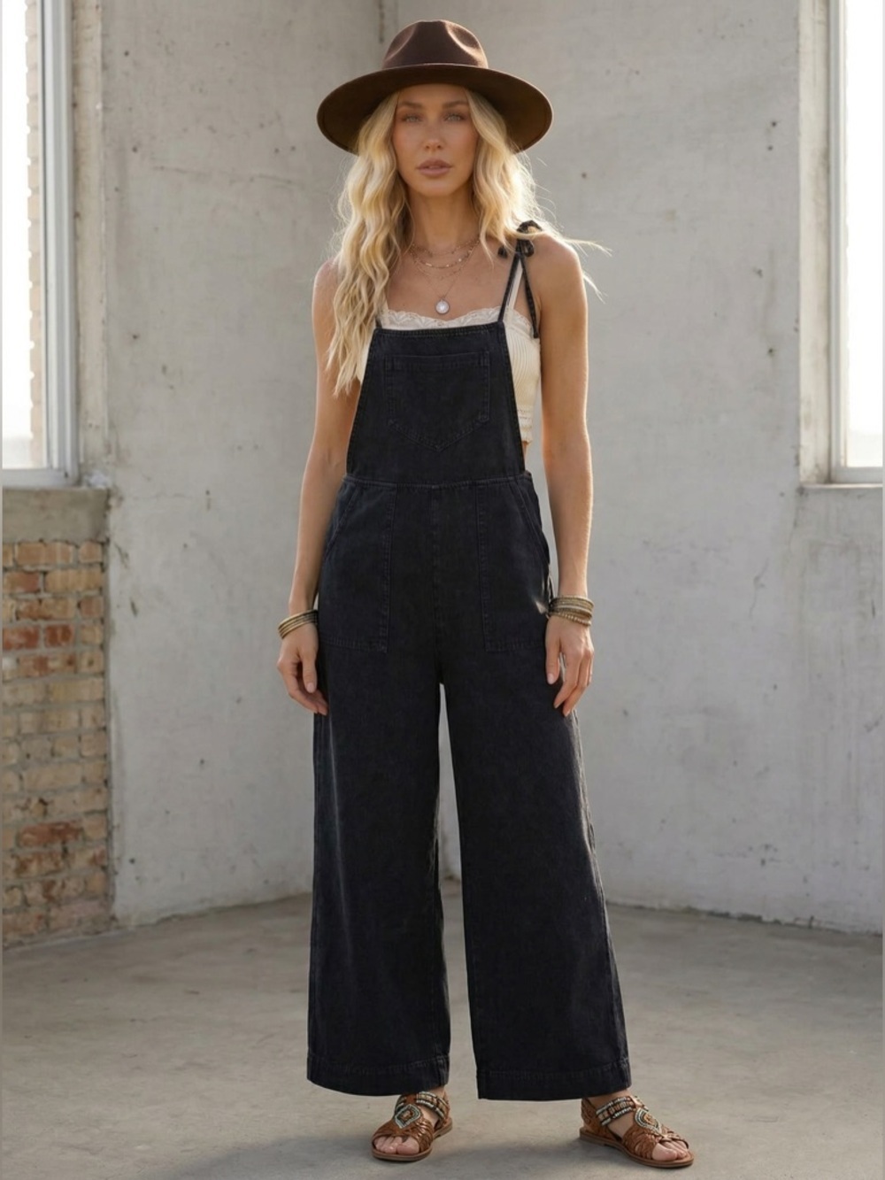 NWT Eesome Tie Strap Adjustable Jumpsuit Jumper Overalls Black